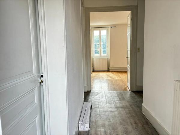 Appartement à louer à Mâcon (71000)