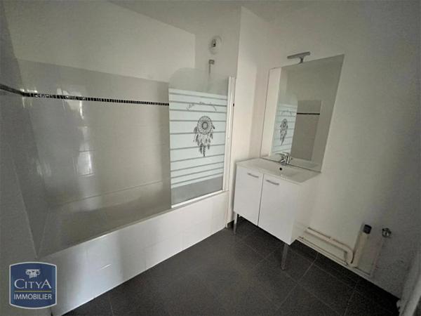 Appartement à louer 3 pièces 65.81m²