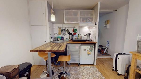 En Exclusivité - Charmant deux-pièces au pied de la cathédrale