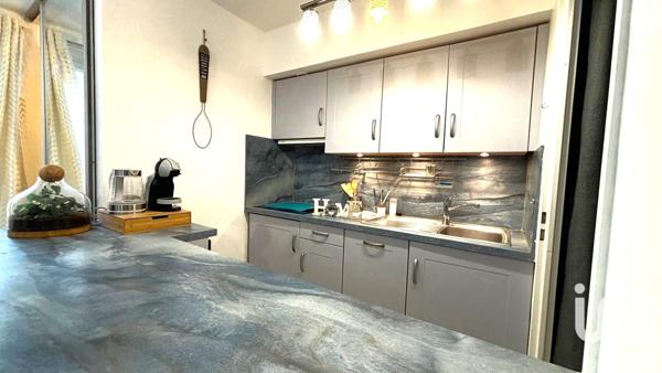 Appartement à vendre 1 pièce 26 m² Roquebrune-sur-Argens