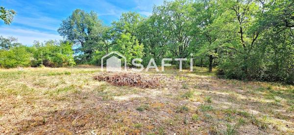 Terrain constructible avec CU - 2200 m² - Calme