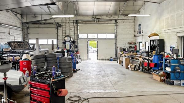 A VENDRE GARAGE AUTOMOBILE  SAINT REMY DU VAL (72)