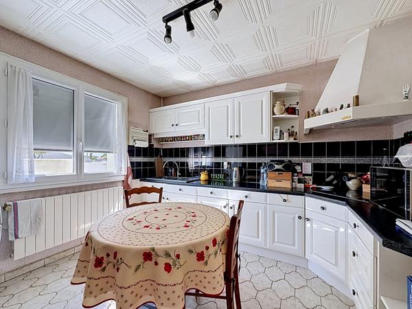 Maison Puilboreau-grand jardin-4 chambres- Plain-pied