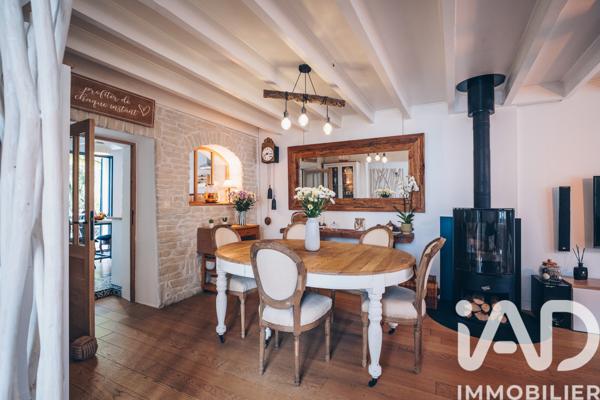 Maison à vendre 8 pièces 155 m² Angoulins