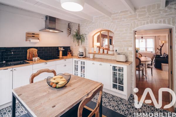 Maison à vendre 8 pièces 155 m² Angoulins