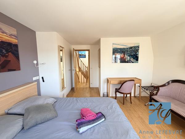 GRANDE MAISON à fort investissement