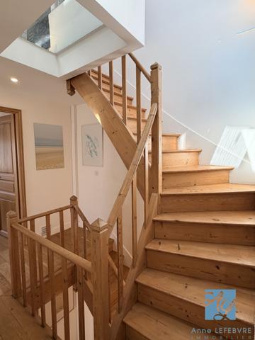 GRANDE MAISON à fort investissement