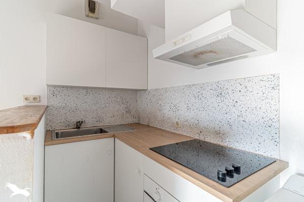 Appartement à vendre |                                       Bordeaux |                                        2 pièces  |  46 m²