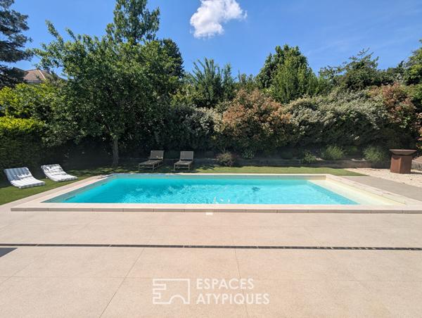 Maison rénovée avec vue à proximité du centre du village