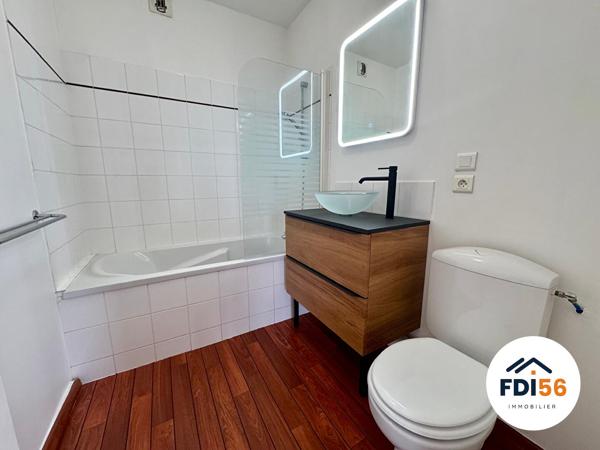 A VENDRE LORIENT - JOLI T3 DE 60 m2 - TRAVERSANT - LUMINEUX - AU CALME , Lorient
