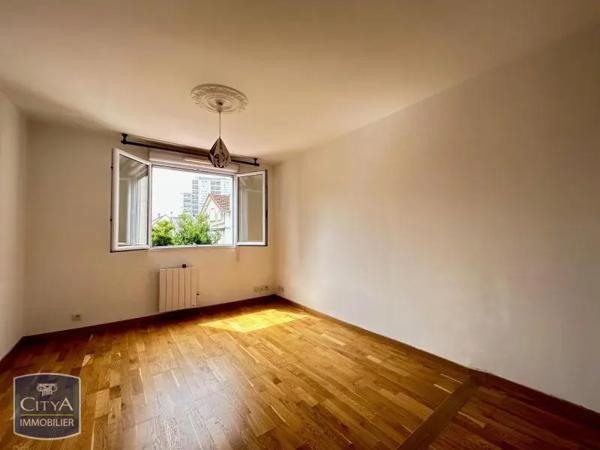 Appartement à louer 3 pièces 57.13m² Alfortville (94140)