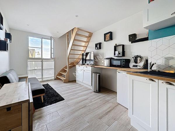 À vendre à ANCENIS centre, proche gare : Ensemble immobilier de deux appartements + garages - idéal investisseur