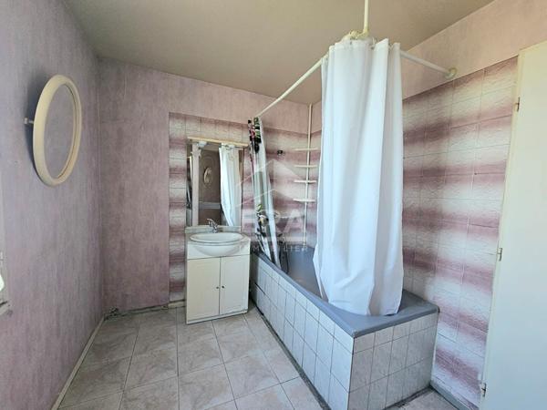 LAMBESC - Maison R+1 de 104m² - 4 chambres - Véranda