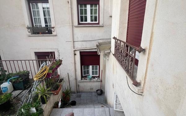 Appartement à louer    1 pièce • 20 m2 Arcueil