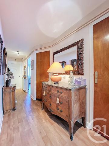 Immeuble à vendre  387 m2 MIRECOURT - 88