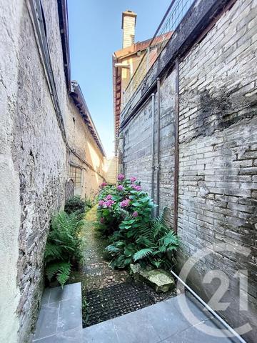 Immeuble à vendre  387 m2 MIRECOURT - 88