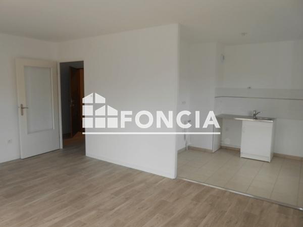 Location Appartement 3 pièces 61.9 m² - RUE ROGER SALENGRO Ronchin 59790