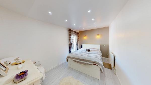 Maison Roissy En Brie 5 pièce(s) 108 m2