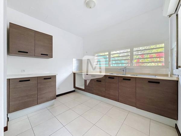 DPT GUYANE, à louer RÉMIRE-MONTJOLY Maison T3 jumelée de 77,6 m2