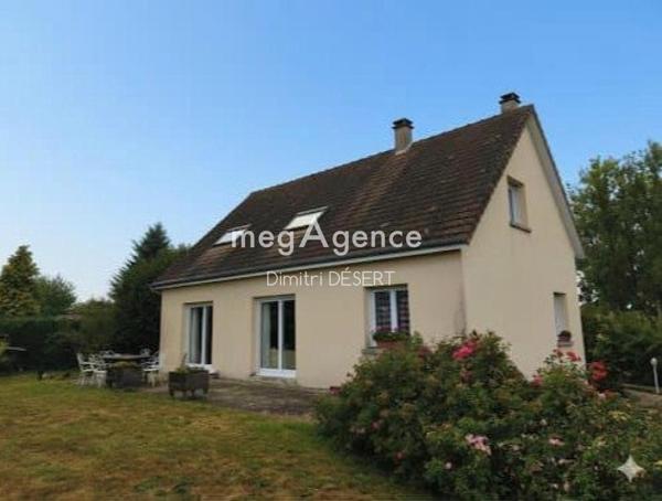 Maison à ATHIS-VAL DE ROUVRE, 61430 - 6 pièces 118m²