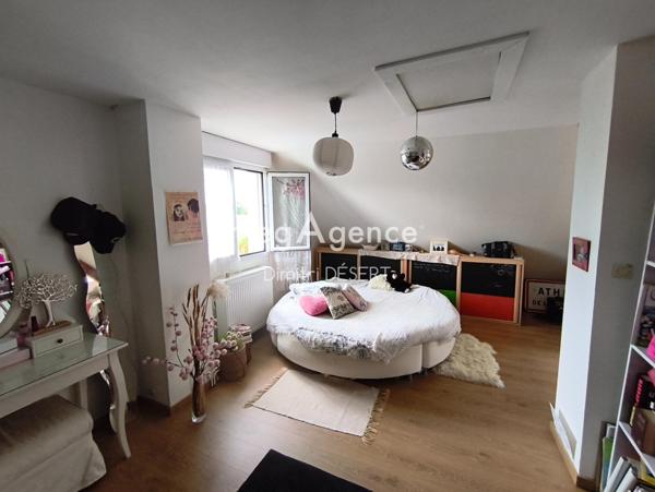 Maison à ATHIS-VAL DE ROUVRE, 61430 - 6 pièces 118m²