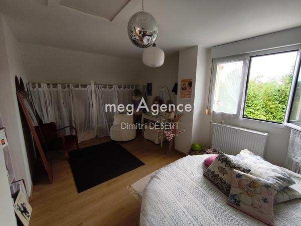 Maison à ATHIS-VAL DE ROUVRE, 61430 - 6 pièces 118m²