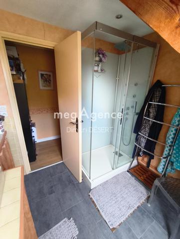 Maison à ATHIS-VAL DE ROUVRE, 61430 - 6 pièces 118m²