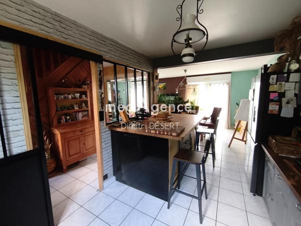 Maison à ATHIS-VAL DE ROUVRE, 61430 - 6 pièces 118m²