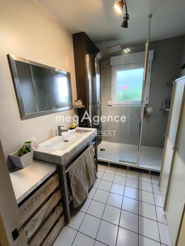 Maison à ATHIS-VAL DE ROUVRE, 61430 - 6 pièces 118m²