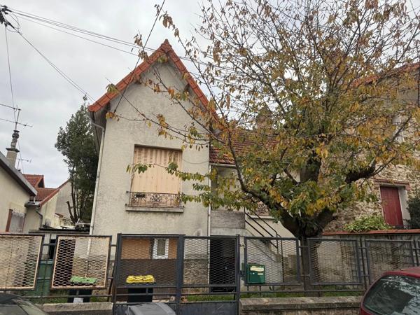 Vente                                                      Maison
                        
                     3 pièces                      66 m2                     à Villeneuve-le-Roi