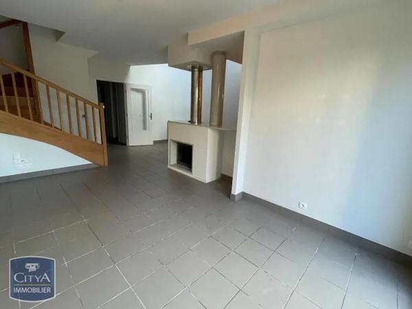 Maison à louer 5 pièces 131.53m² Saint-Pierre-des-Corps (37700)