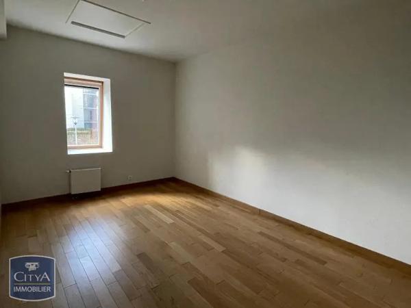 Maison à louer 5 pièces 131.53m² Saint-Pierre-des-Corps (37700)