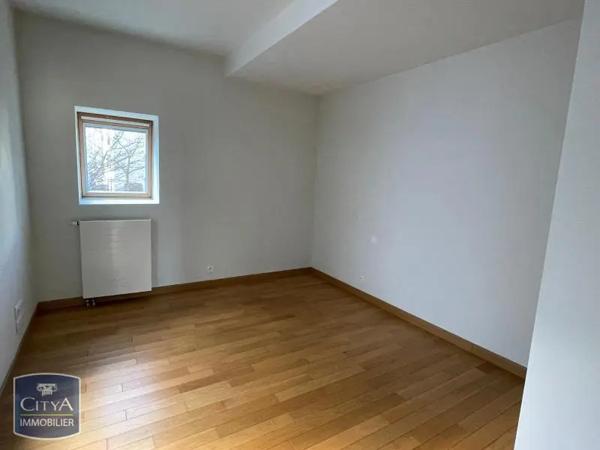 Maison à louer 5 pièces 131.53m² Saint-Pierre-des-Corps (37700)