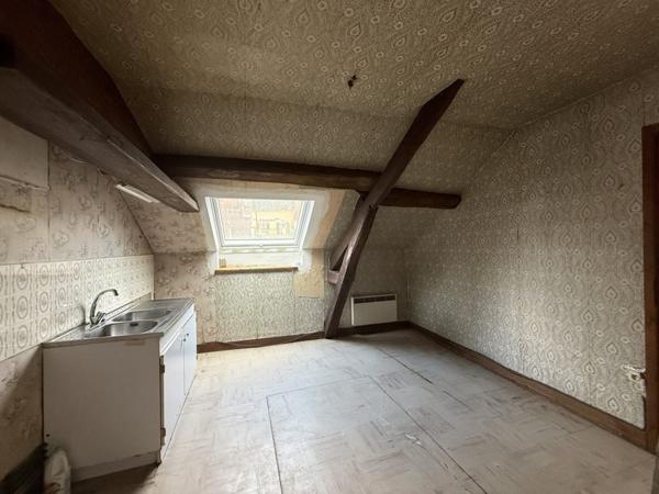 Immeuble à vendre |  Septeuil |  209 m²