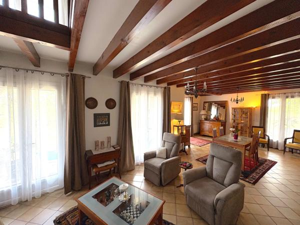 Maison landaise 6 pièces 235m2 sur 6531m2 de terrain