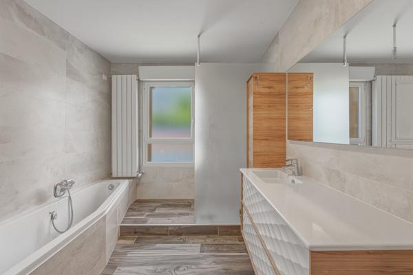 Vente Appartement de luxe Divonne-les-Bains 5 Pièces 146 m²