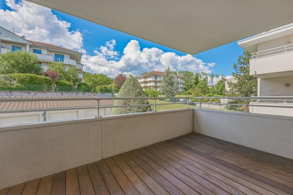 Vente Appartement de luxe Divonne-les-Bains 5 Pièces 146 m²