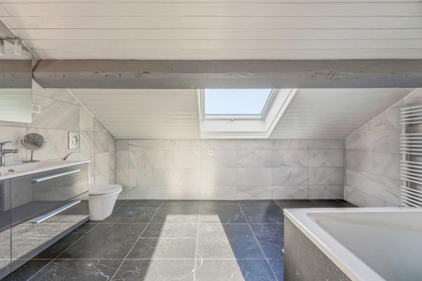 Vente Propriété équestre Saint-Genis-Pouilly 11 Pièces 300 m²