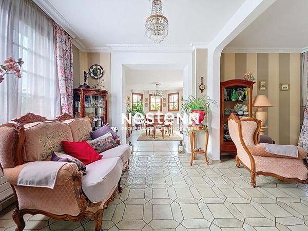 Charmante Maison à Vendre à Douai - 4 Chambres et Grand Jardin ! 262 000 euros