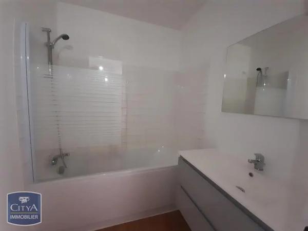 Appartement à louer 2 pièces 34.48m² Besançon (25000)