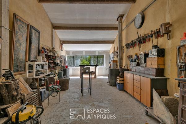 Propriété esprit longère sur 5 hectares aux portes d’Uzès