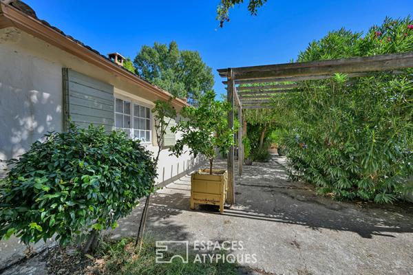 Propriété esprit longère sur 5 hectares aux portes d’Uzès