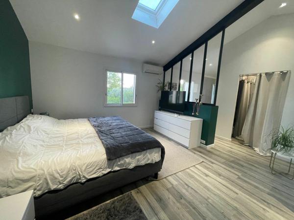 Maison à vendre    5 pièces •  Entraigues-sur-la-Sorgue