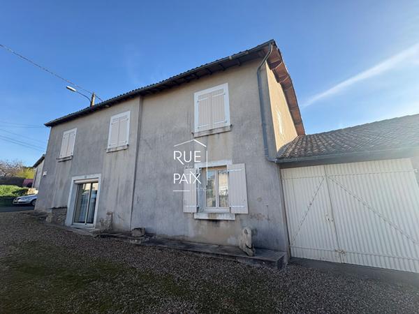 79800 PAMPROUX Maison Pamproux 7 pièces