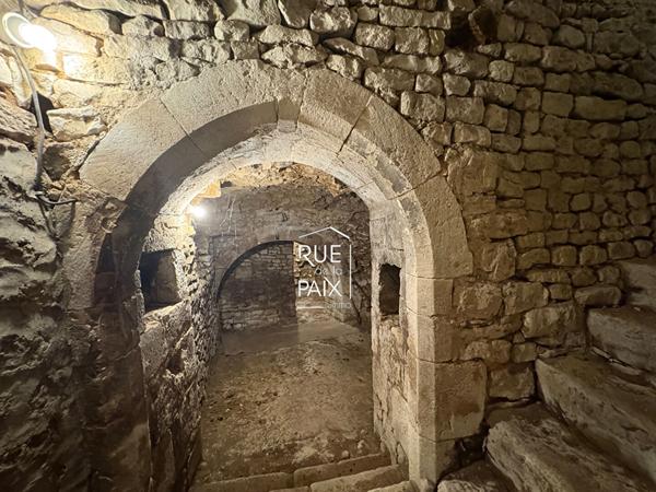 79800 PAMPROUX Maison Pamproux 7 pièces