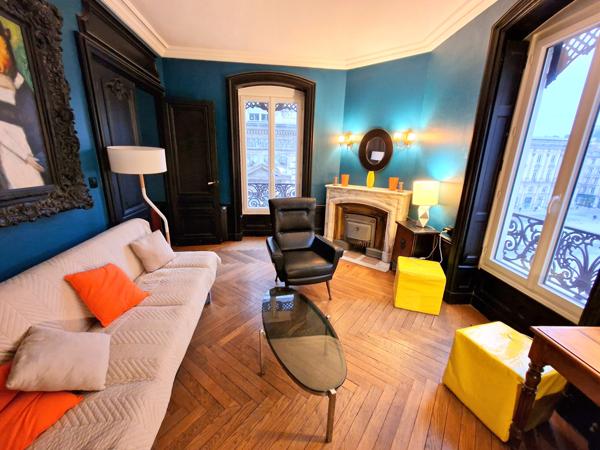 Lyon (69001) T2- meublé- 47m2-¨Prox Hotel de ville- Disponible le 30/04 !