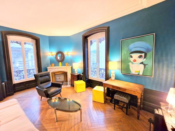 Lyon (69001) T2- meublé- 47m2-¨Prox Hotel de ville- Disponible le 30/04 !