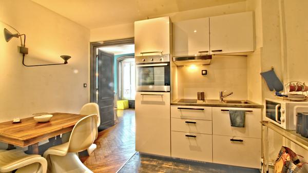 Lyon (69001) T2- meublé- 47m2-¨Prox Hotel de ville- Disponible le 30/04 !