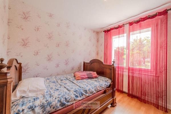 Maison Chateauneuf Sur Charente 14 pièce(s) 158 m2