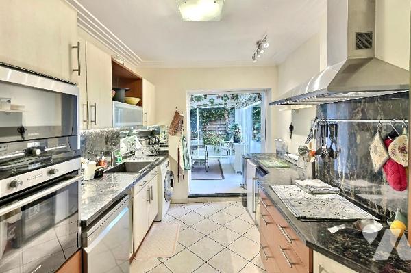 Appartement d’exception 112m² – Vue mer panoramique – Avenue Victoria, Le Cannet